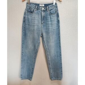 Showpo. Light Wash High Rise Straight Jeans Size 6